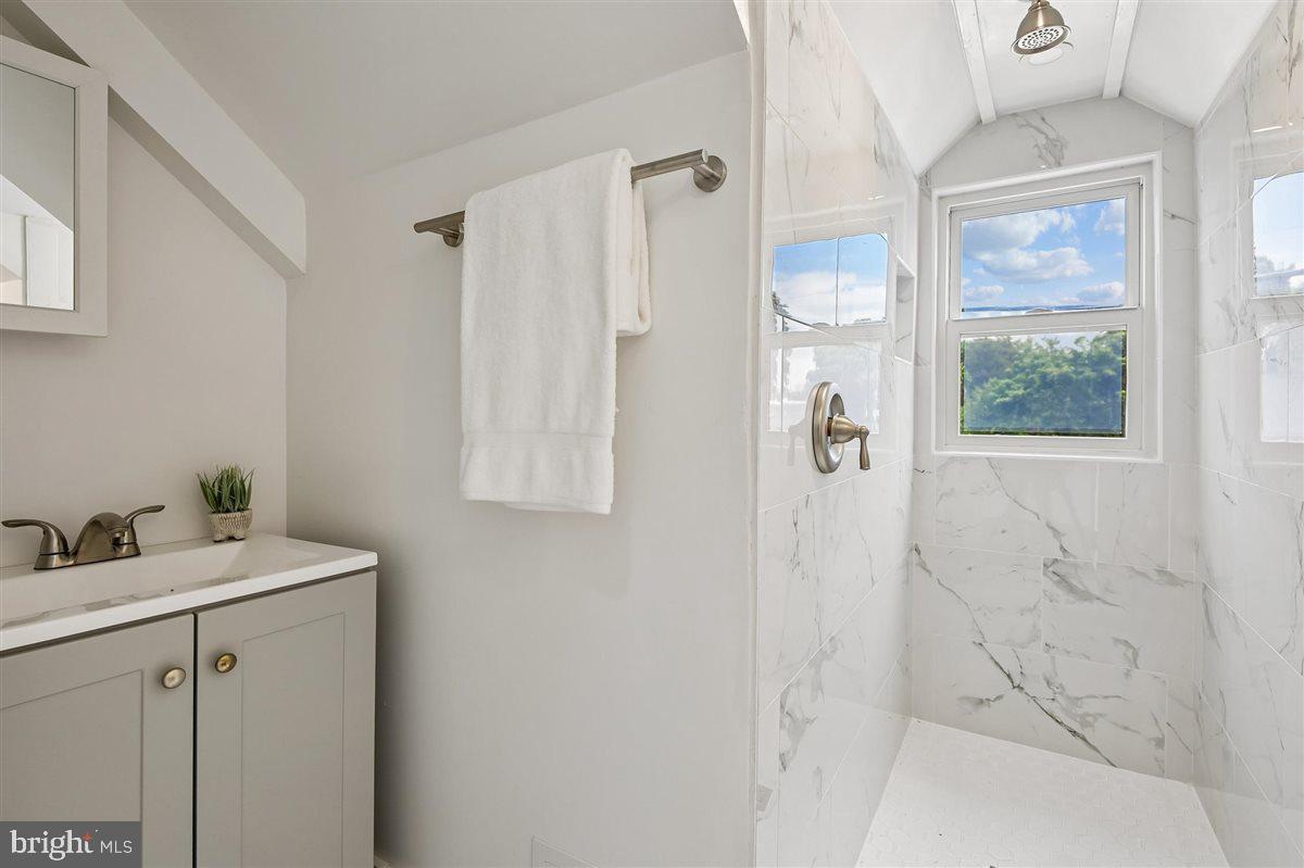 1210 President St Property Photo 37