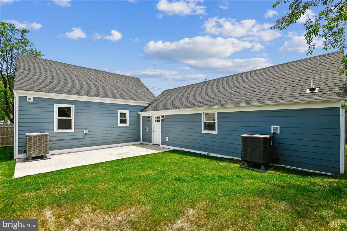 1210 President St Property Photo 38