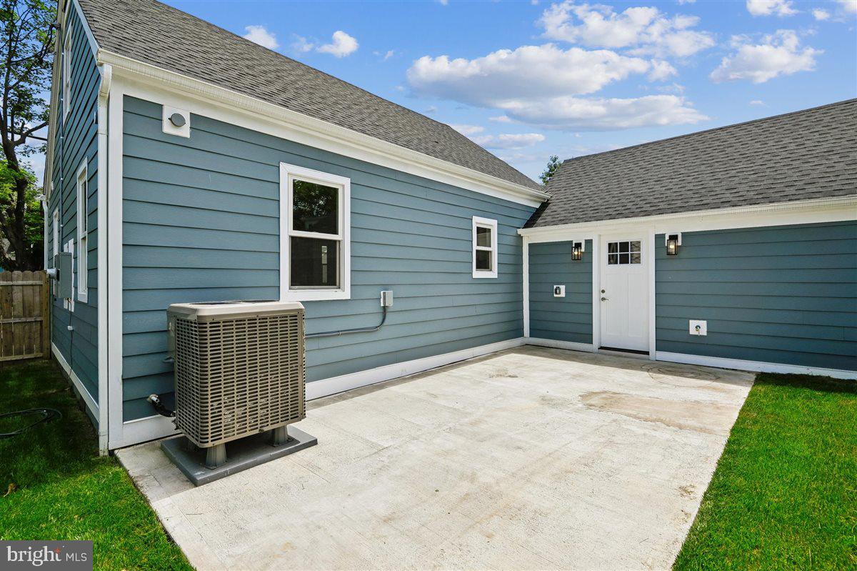 1210 President St Property Photo 43