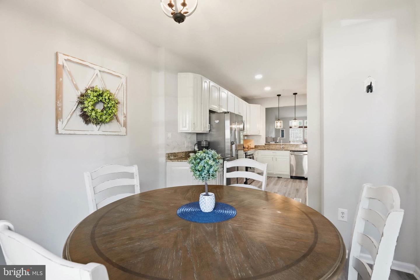 7225 Bocastle Ln Property Photo 7