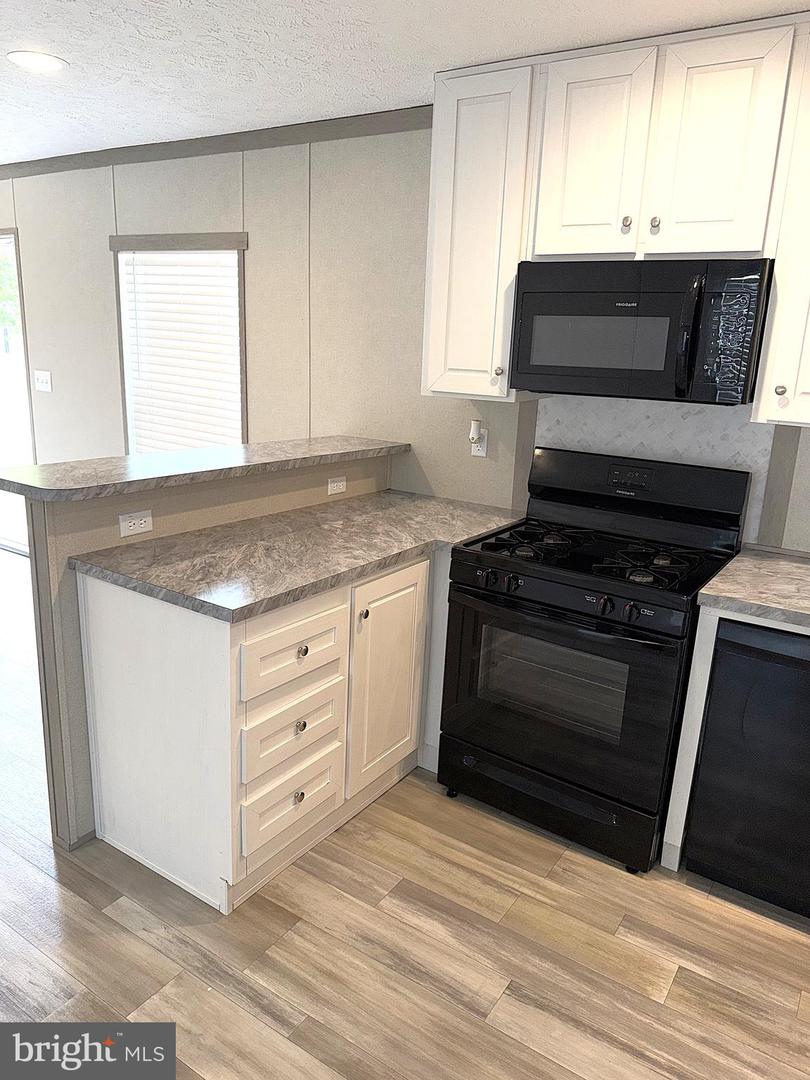 7810 Clark Rd #d54 Property Photo 5