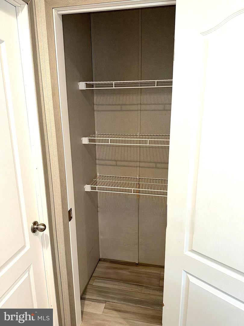 7810 Clark Rd #d54 Property Photo 9