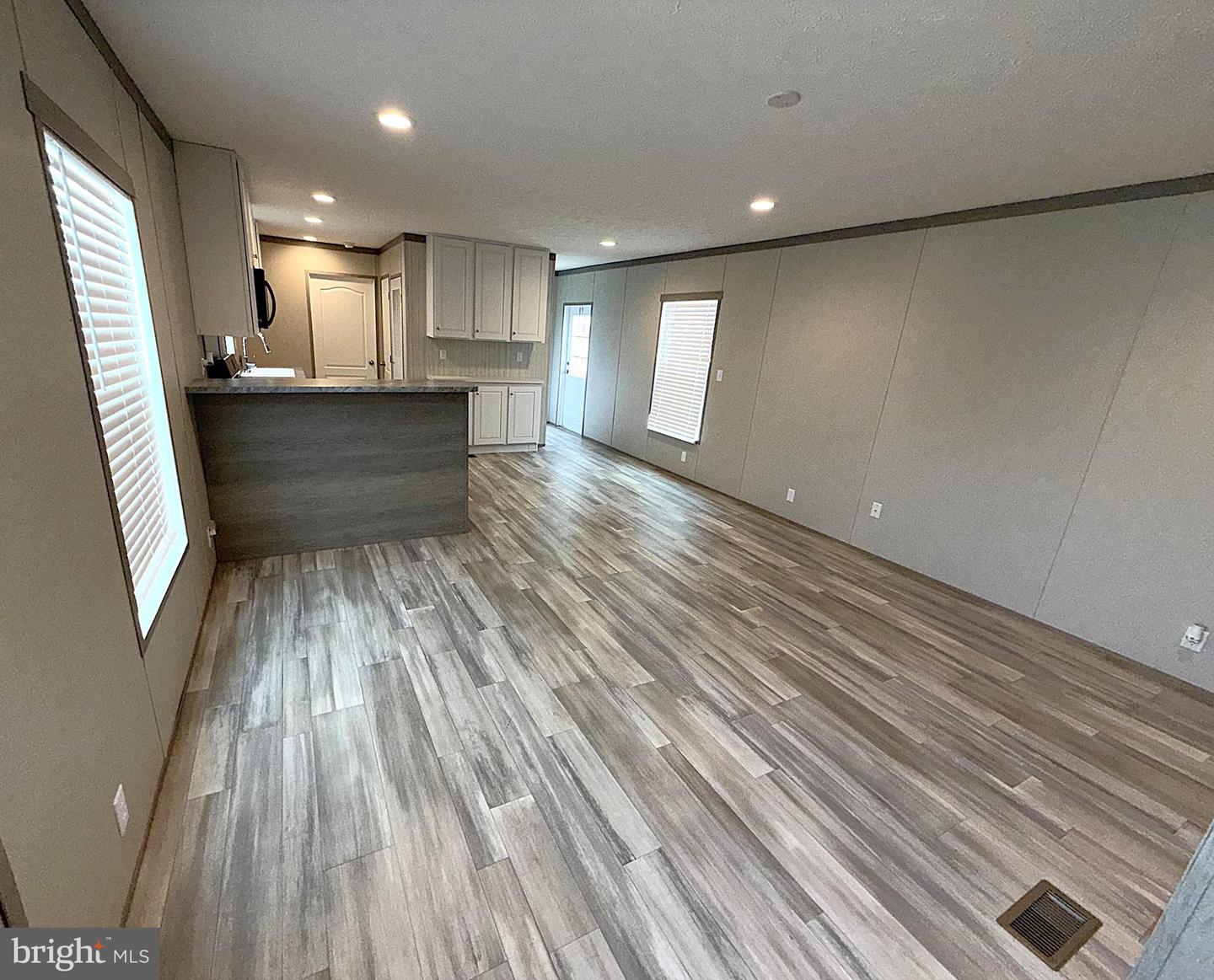 7810 Clark Rd #d54 Property Photo 10
