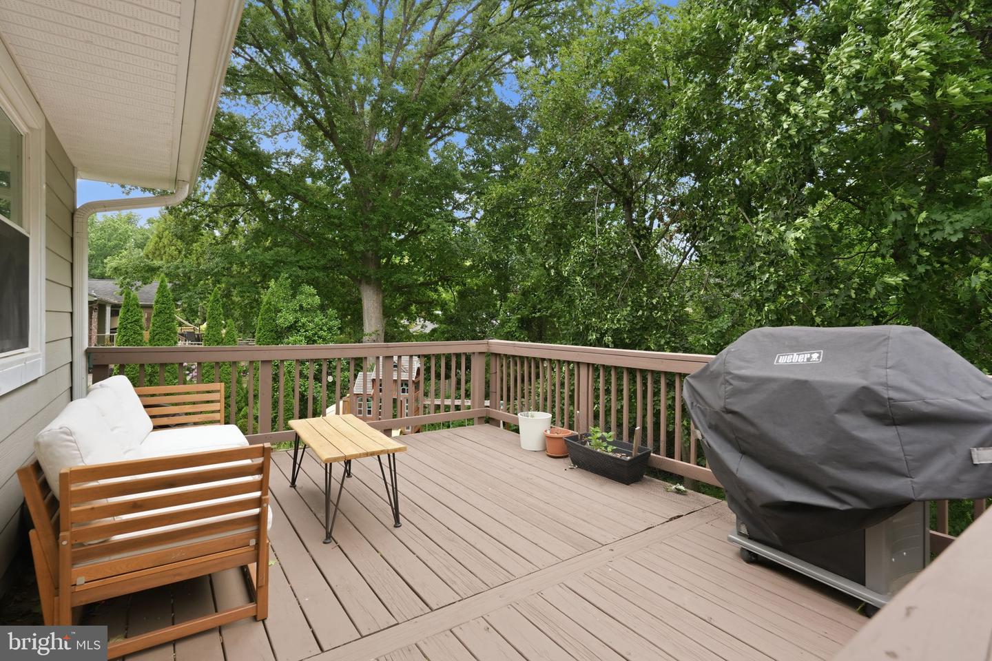 1848 Carriage Dr Property Photo 28