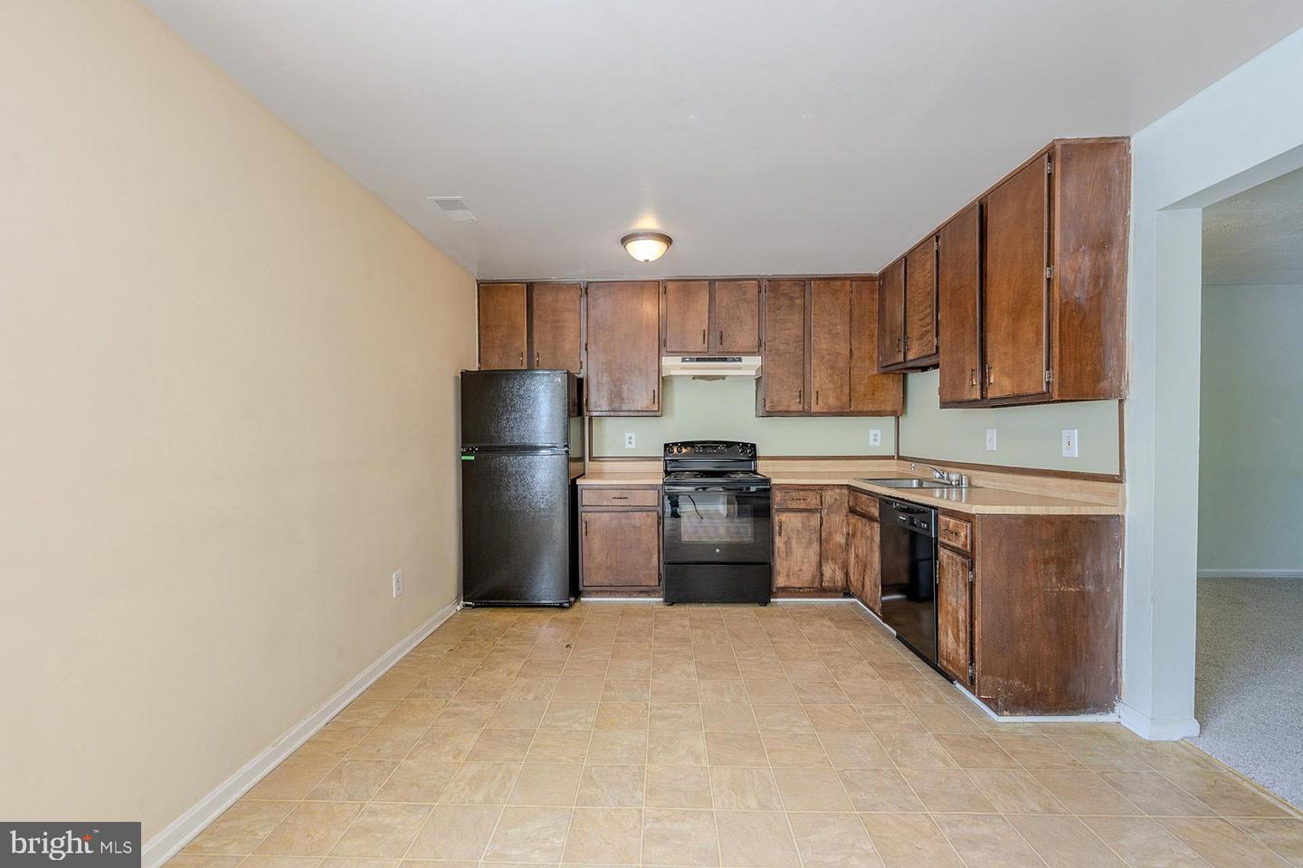 1687 Hart Ct Property Photo 14