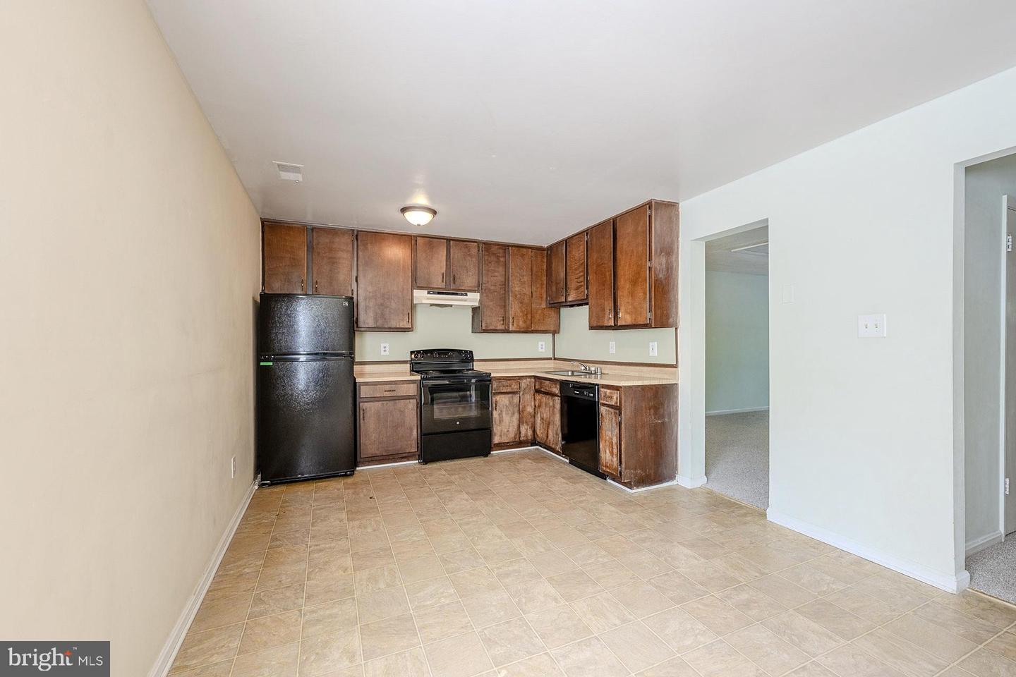 1687 Hart Ct Property Photo 15
