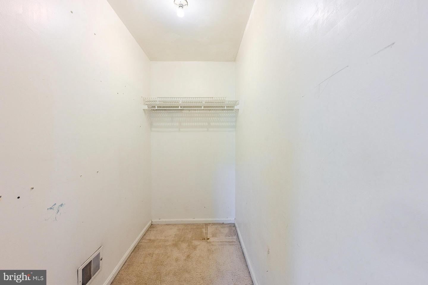 1687 Hart Ct Property Photo 22