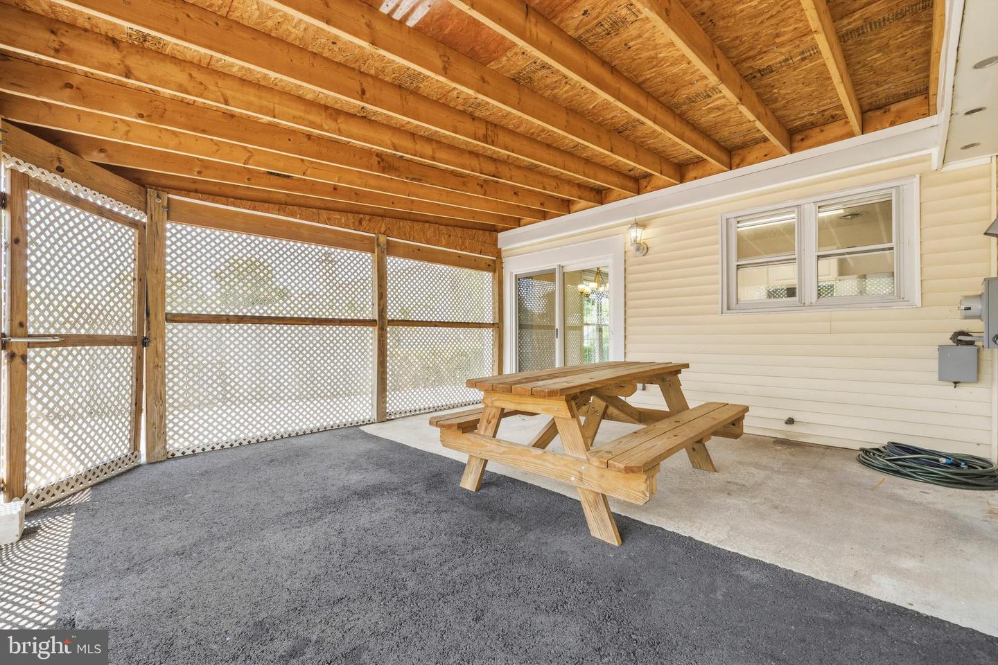 1407 Houghton Rd Property Photo 29
