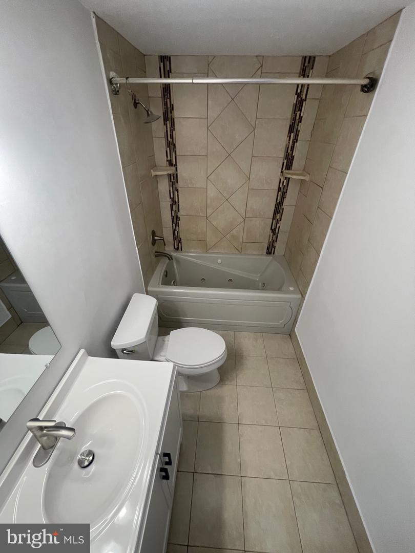 1172 Cedar Ave Property Photo 13