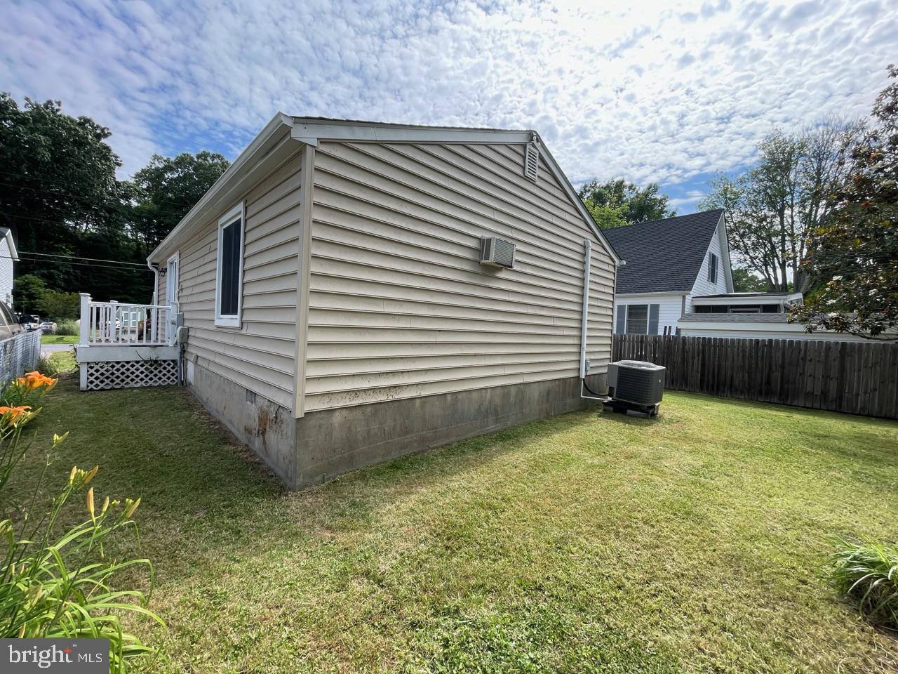 1172 Cedar Ave Property Photo 35