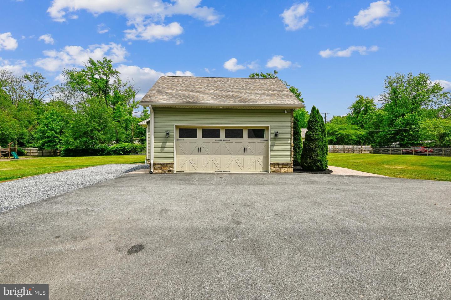 1438 Brewer Neck Rd Property Photo 6