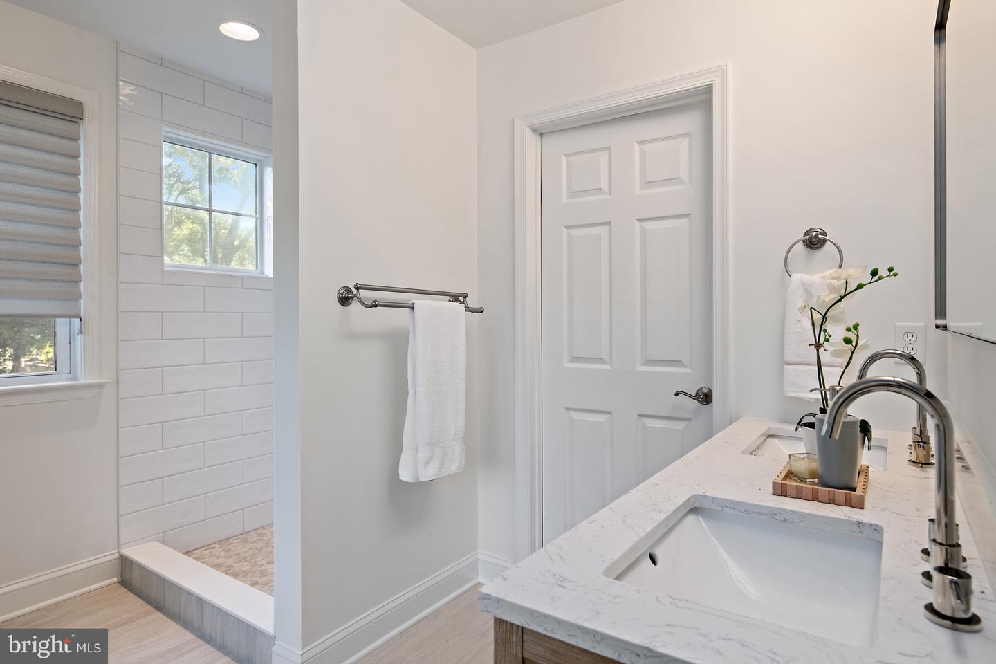 971 Phillips Dr Property Photo 32