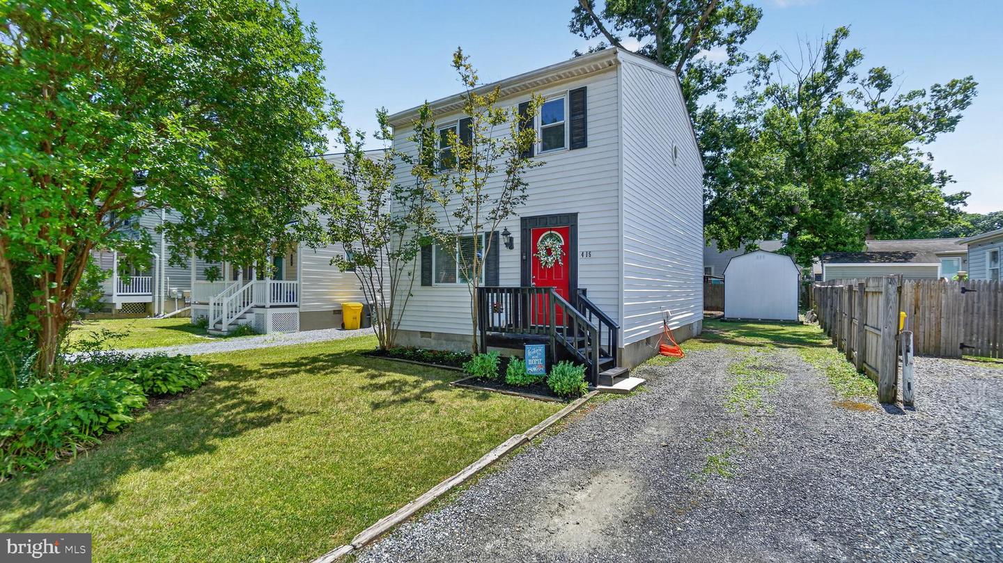 415 Fairmount Dr Property Photo 22