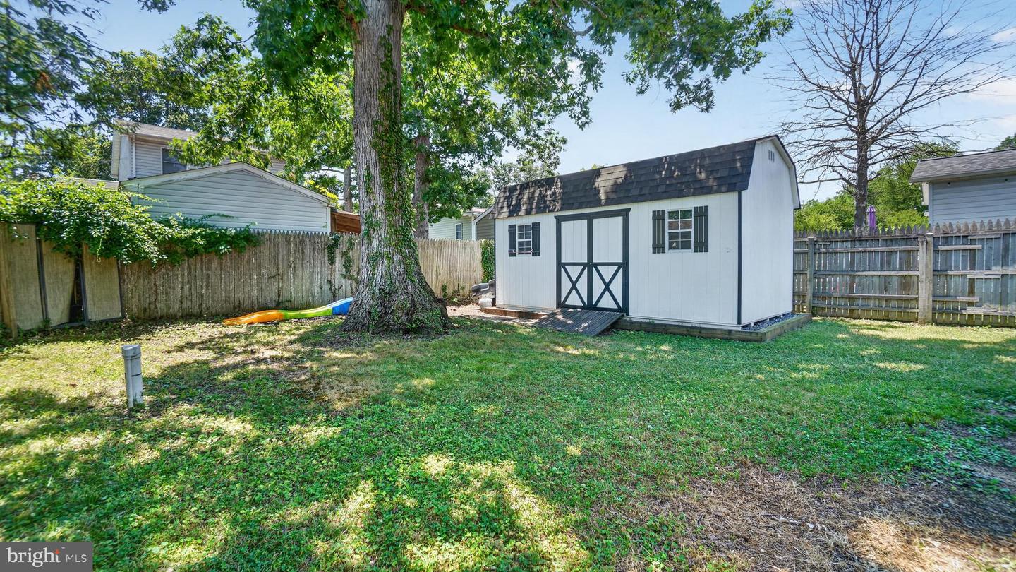 415 Fairmount Dr Property Photo 23