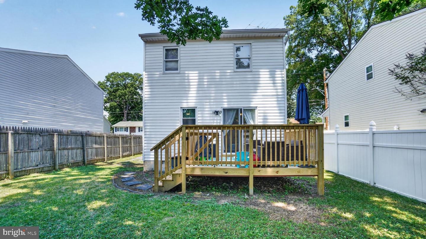 415 Fairmount Dr Property Photo 24