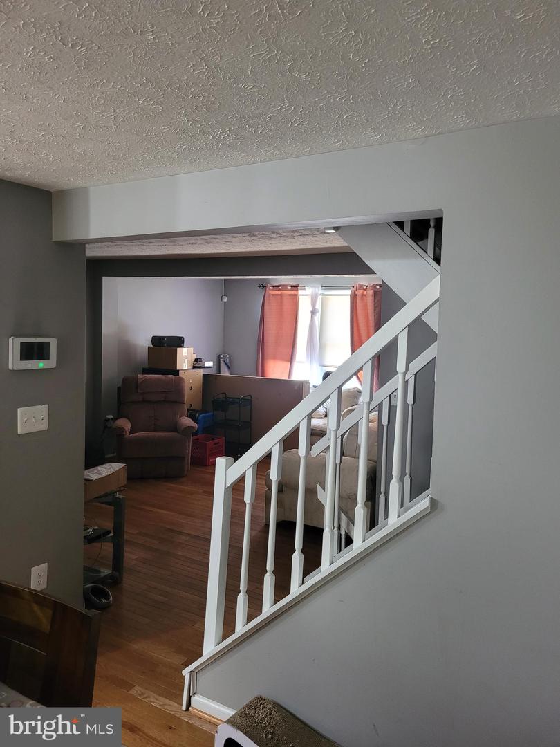 7605 Fairbanks Ct Property Photo 11