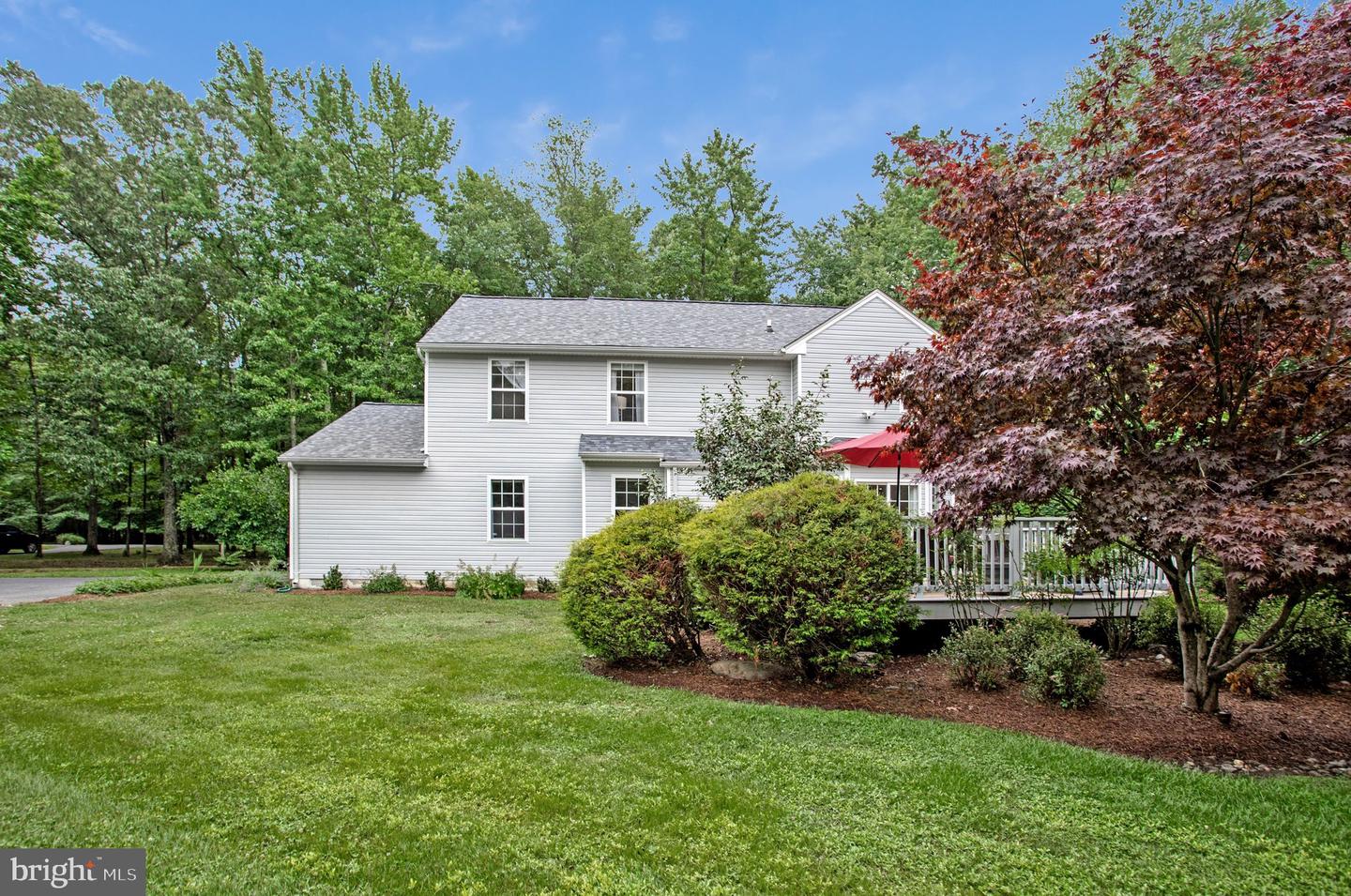 1582 Snug Harbor Rd Property Photo 7