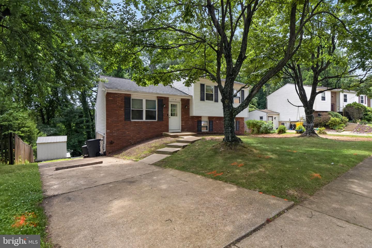 303 Ternwing Dr Property Photo 1