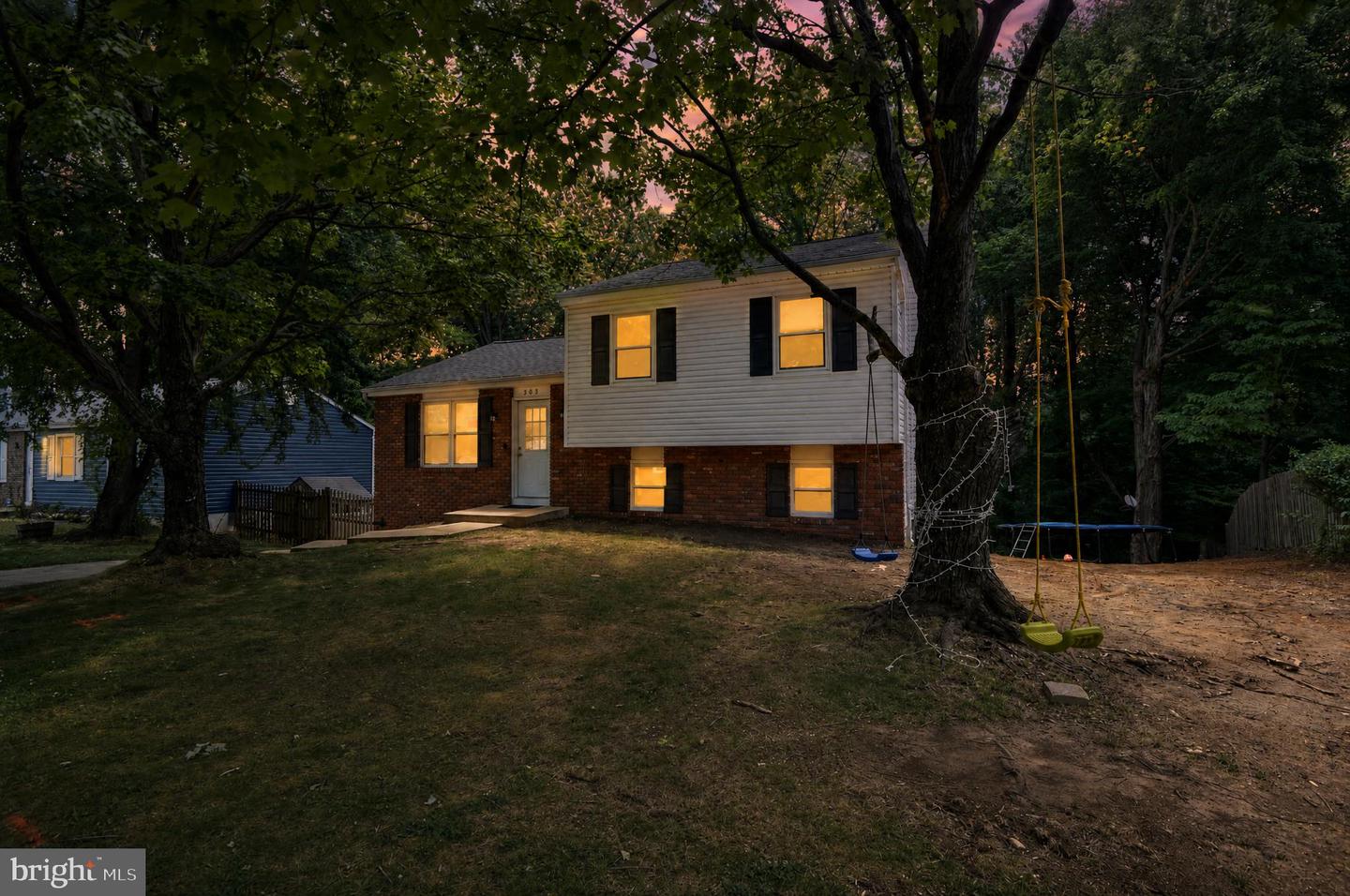 303 Ternwing Dr Property Photo 2