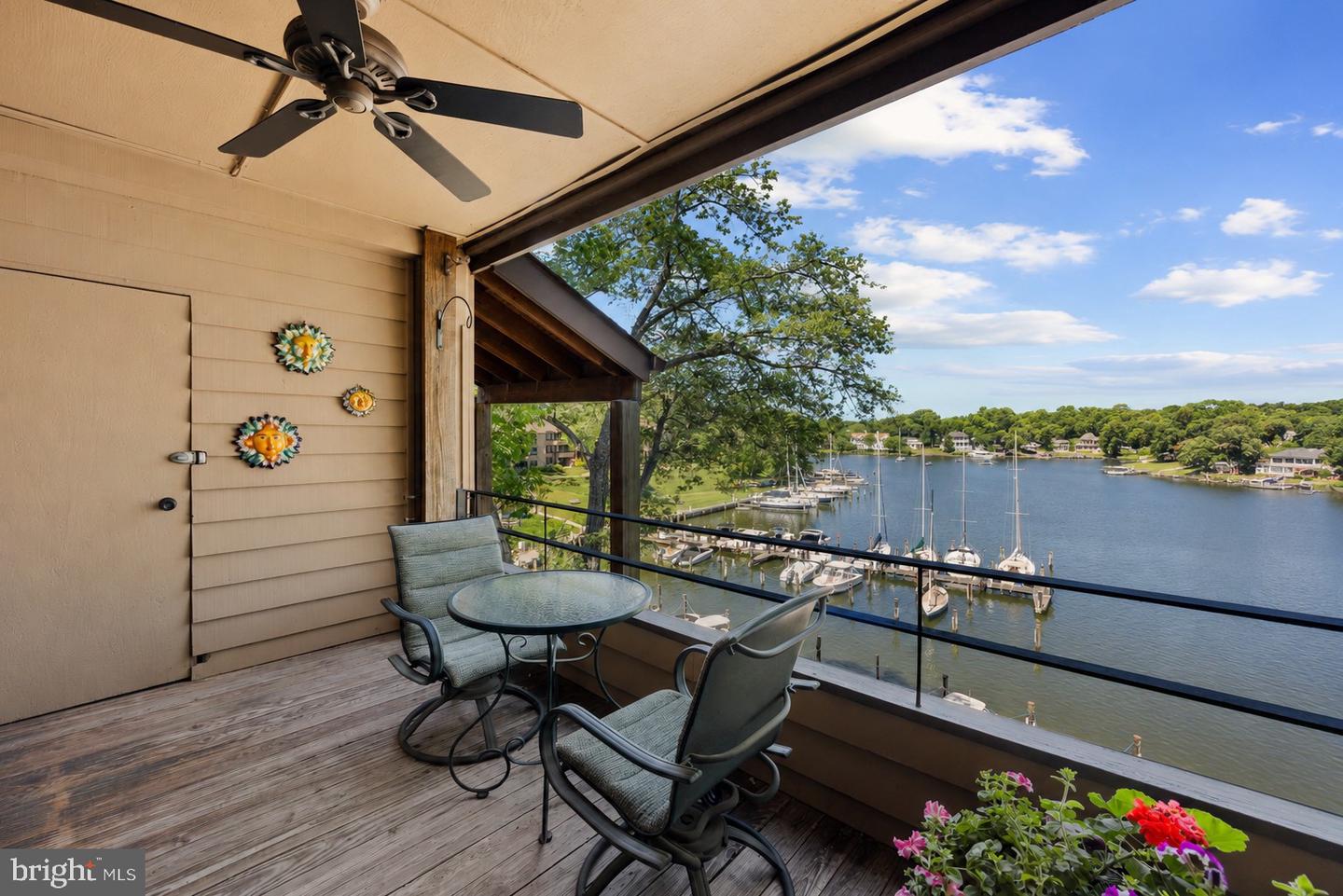 6 President Point Dr #b3 Property Photo 3