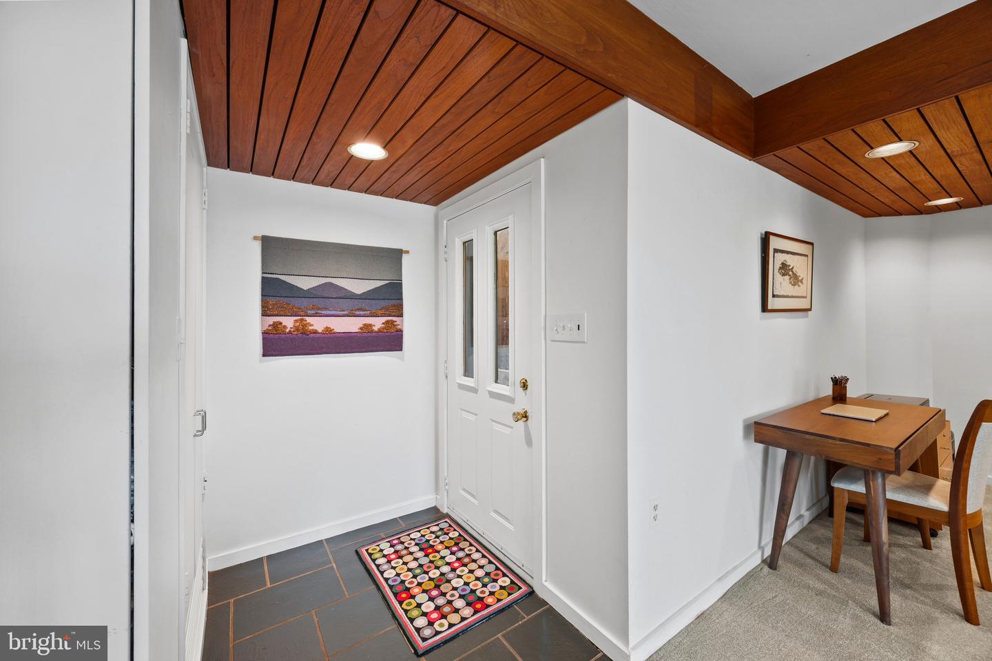 6 President Point Dr #b3 Property Photo 4