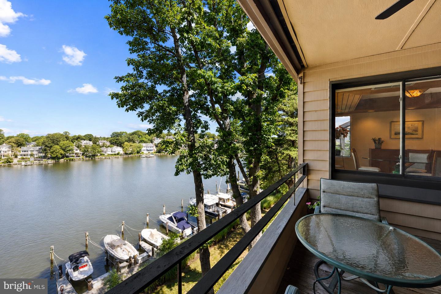 6 President Point Dr #b3 Property Photo 12