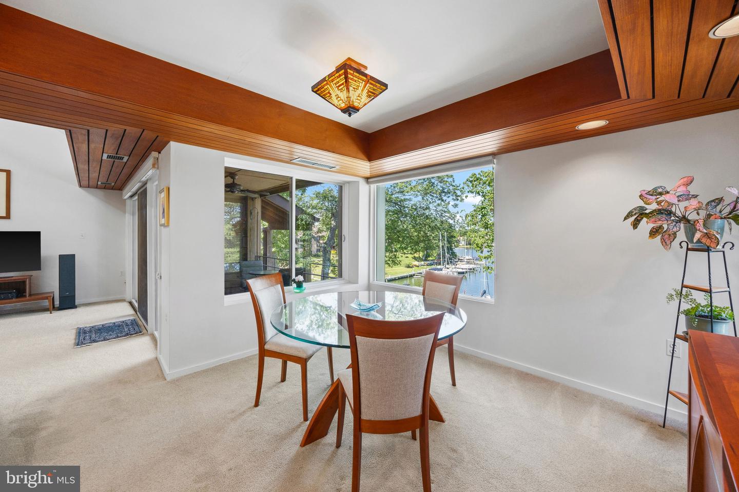 6 President Point Dr #b3 Property Photo 14
