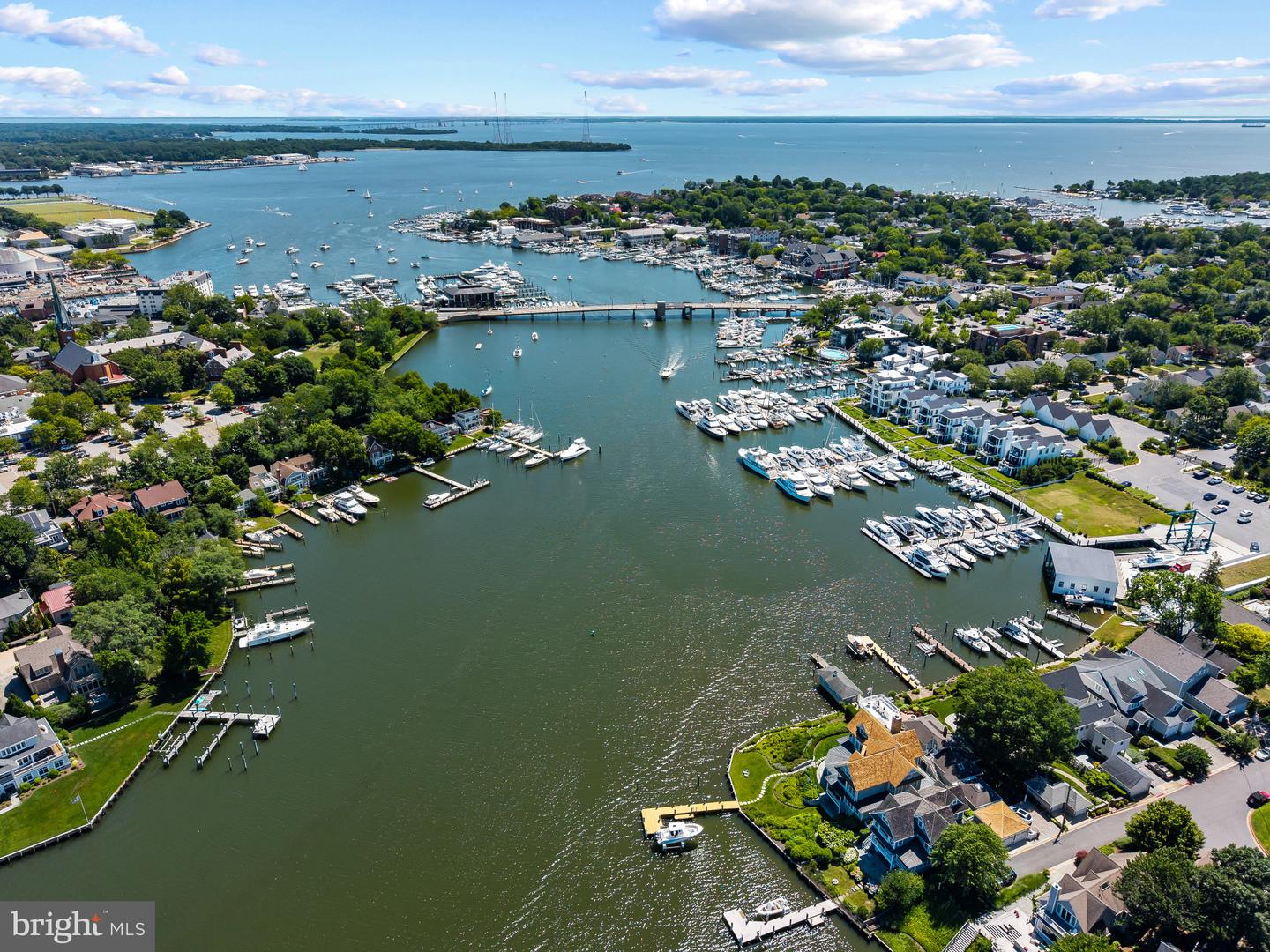 6 President Point Dr #b3 Property Photo 32