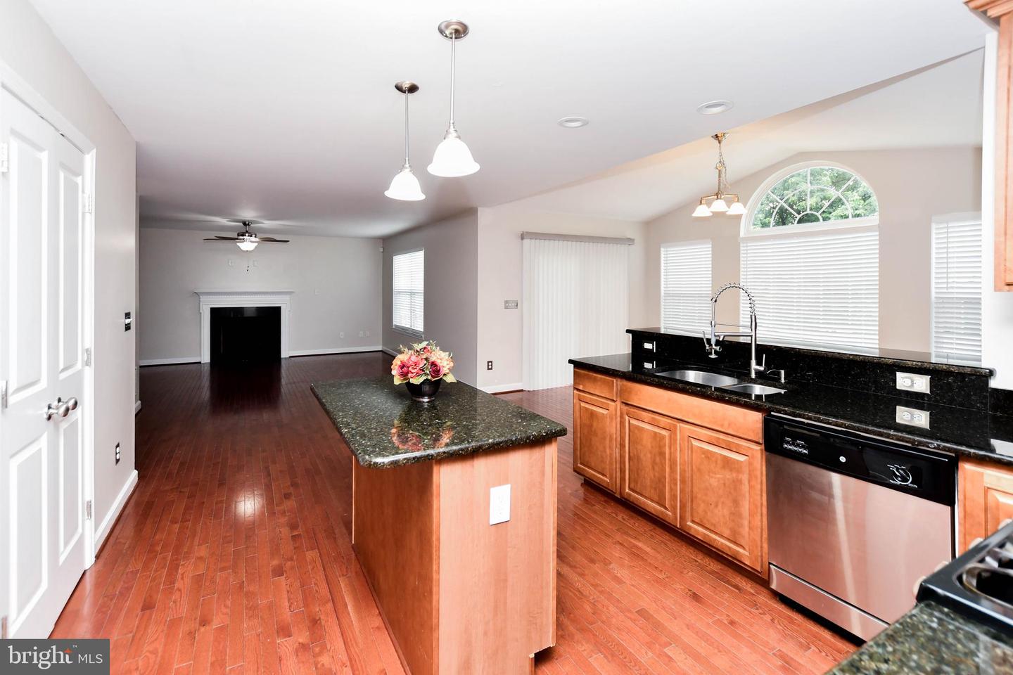 1638 Coolidge Ave Property Photo 14
