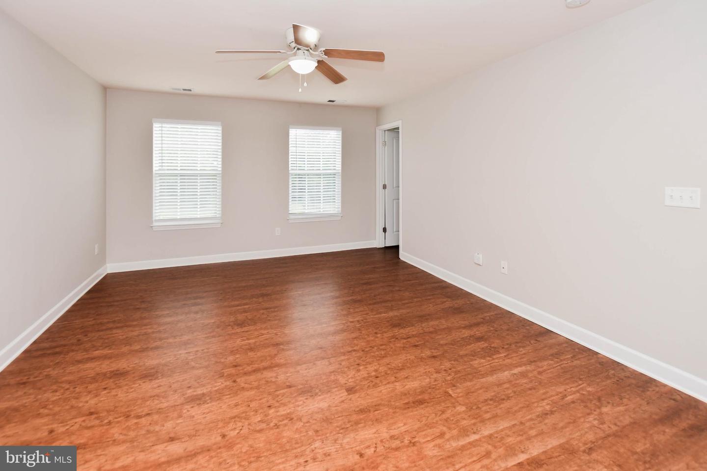 1638 Coolidge Ave Property Photo 39