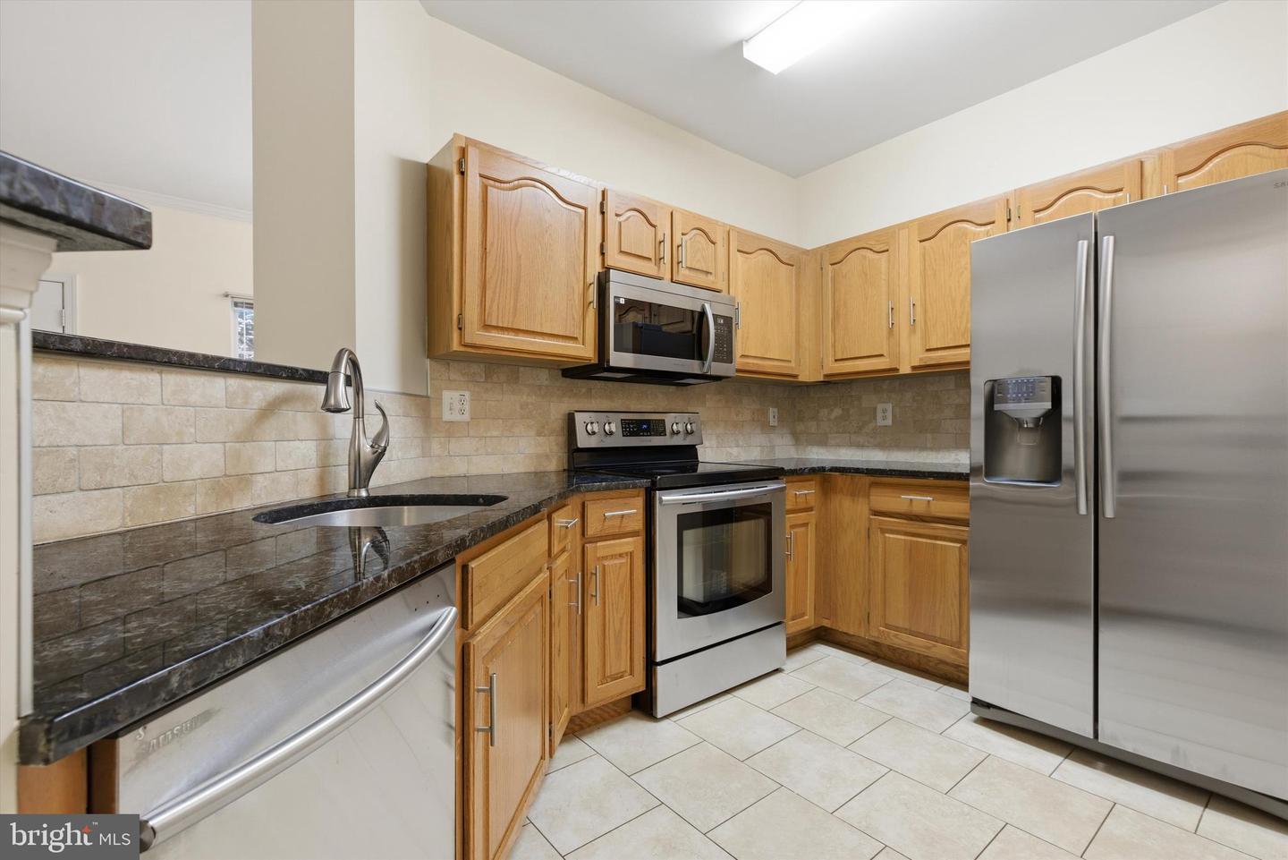 1640 FALLOWFIELD CT #1640 Property Photo 1