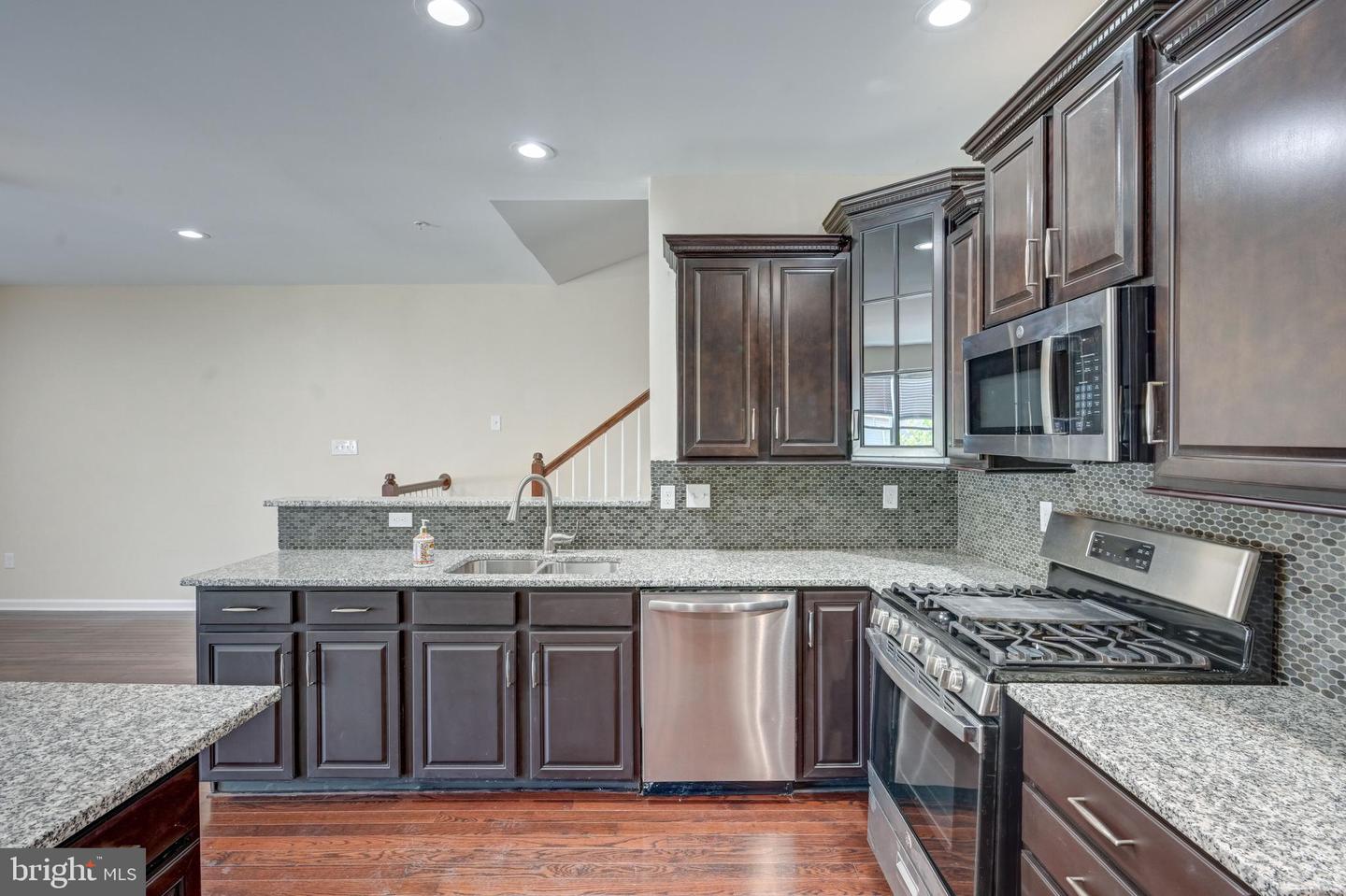 7827 Crystal Brook Way Property Photo 14