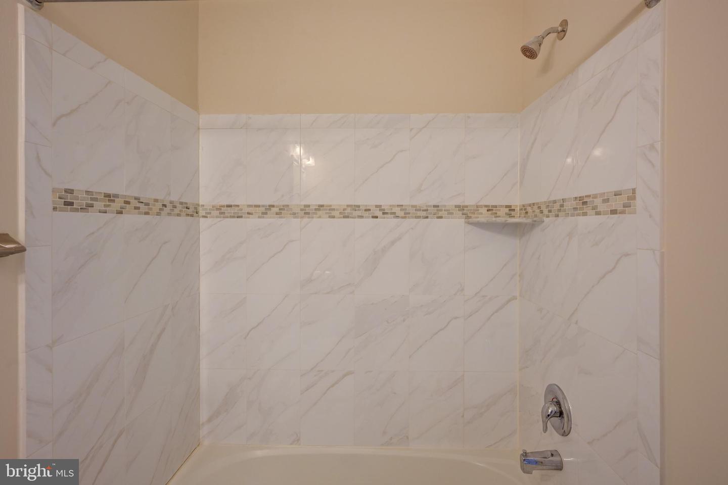 7827 Crystal Brook Way Property Photo 21