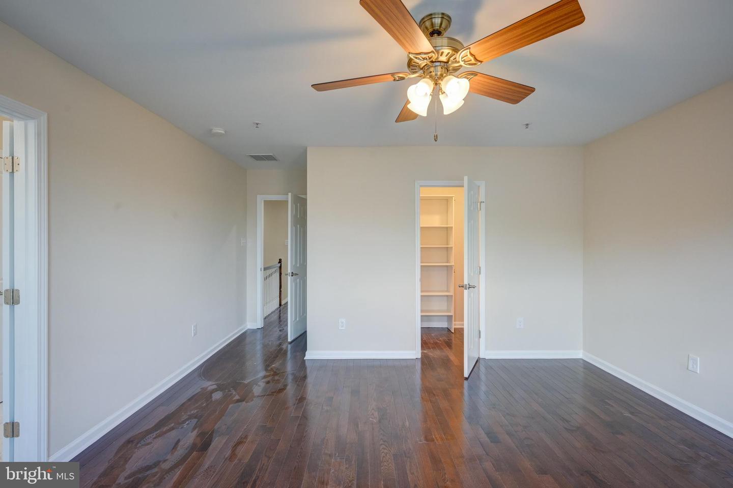 7827 Crystal Brook Way Property Photo 28