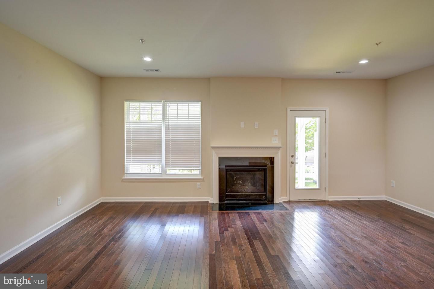 7827 Crystal Brook Way Property Photo 34