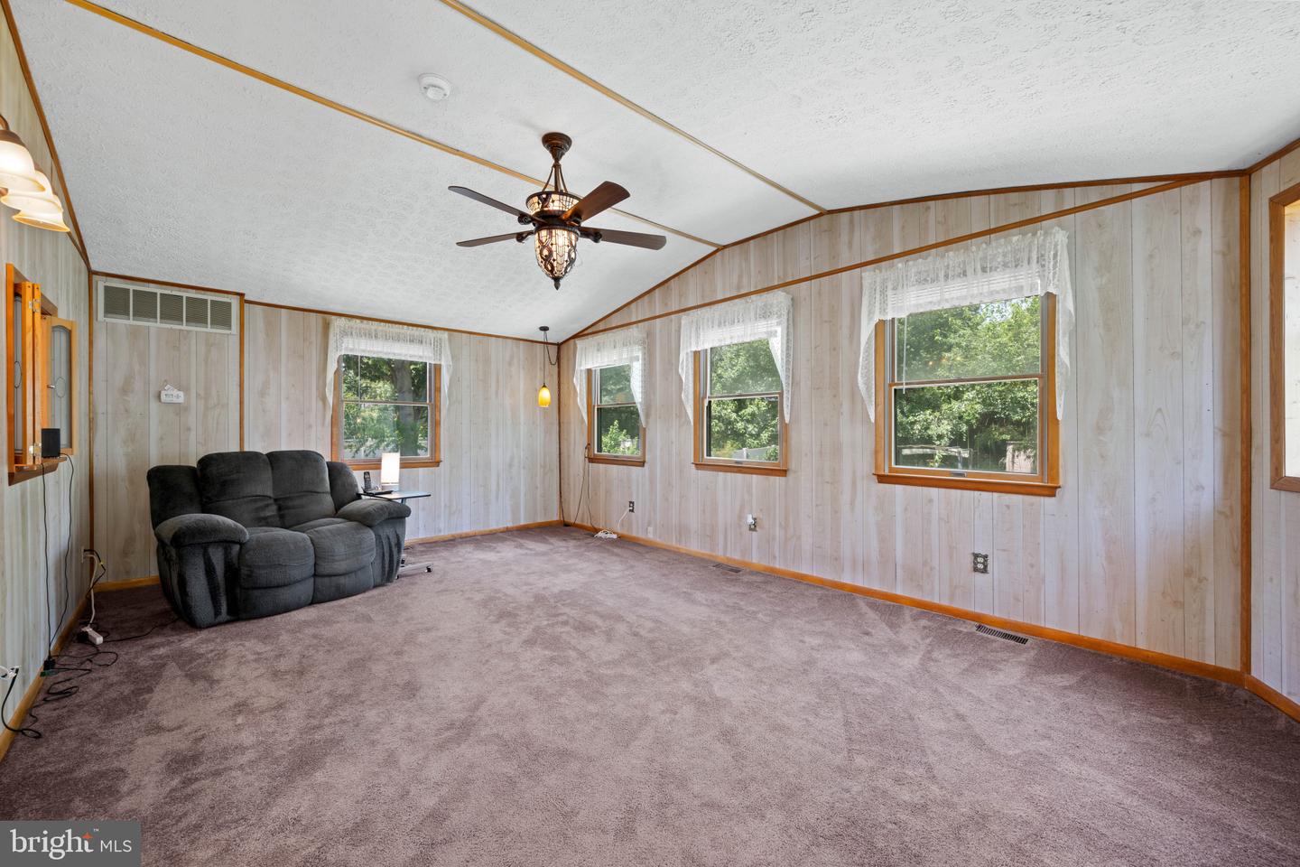 1247 River Bay Rd Property Photo 8