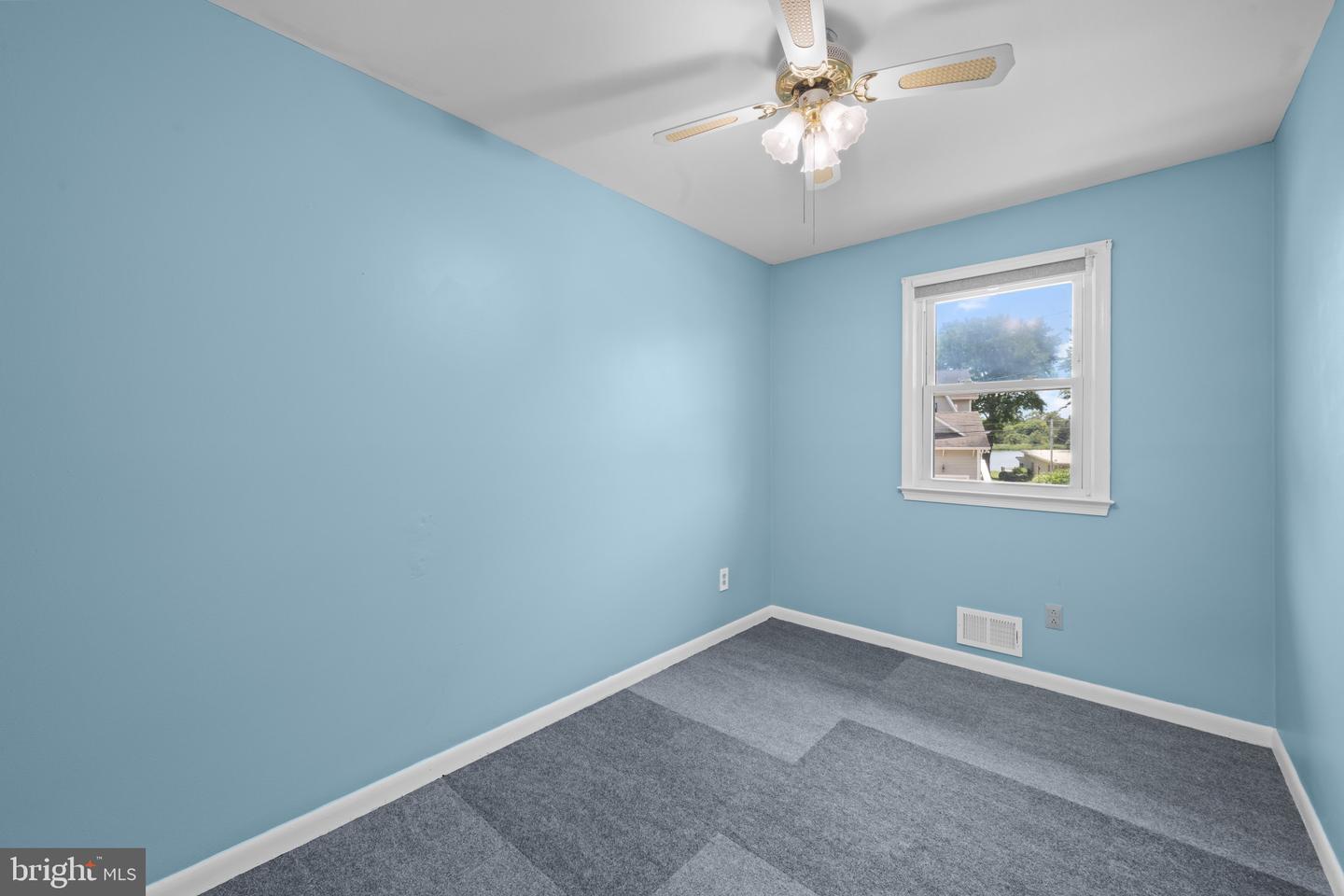 1247 River Bay Rd Property Photo 17
