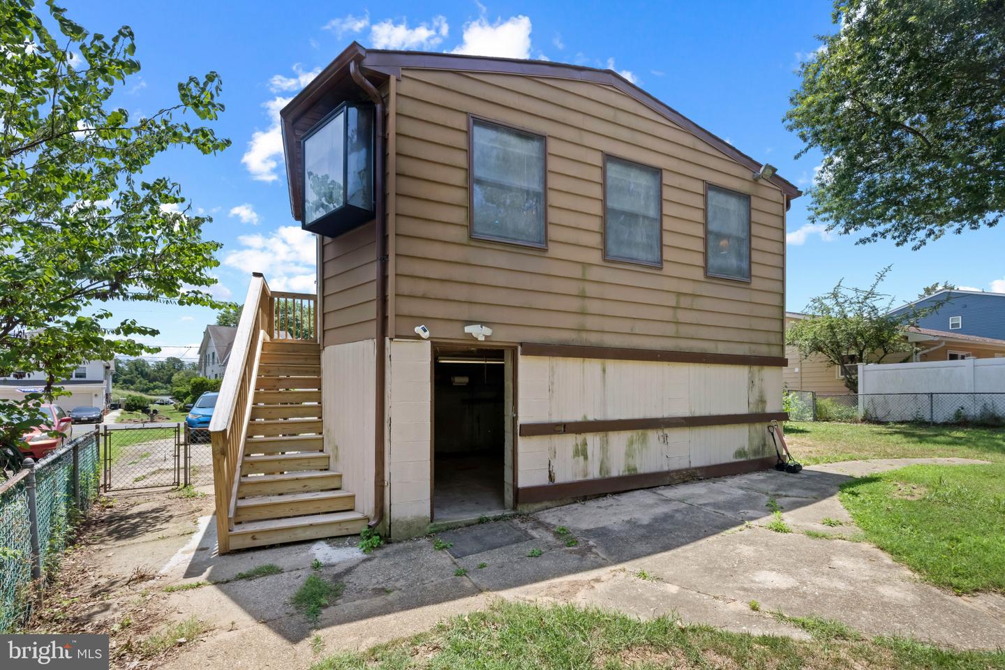 1247 River Bay Rd Property Photo 26