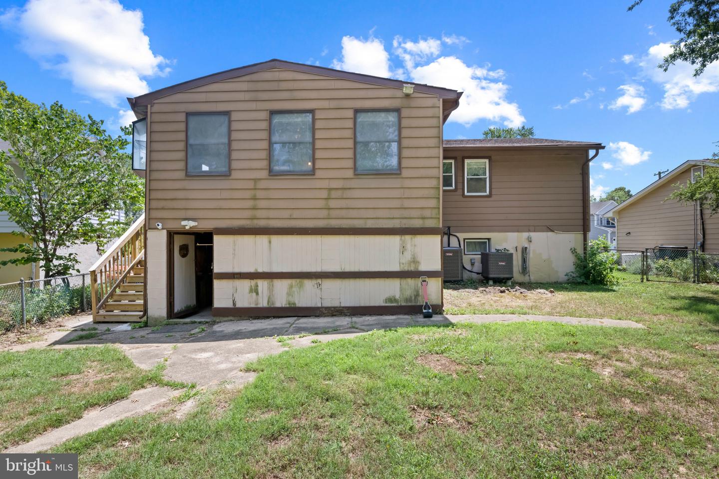1247 River Bay Rd Property Photo 29