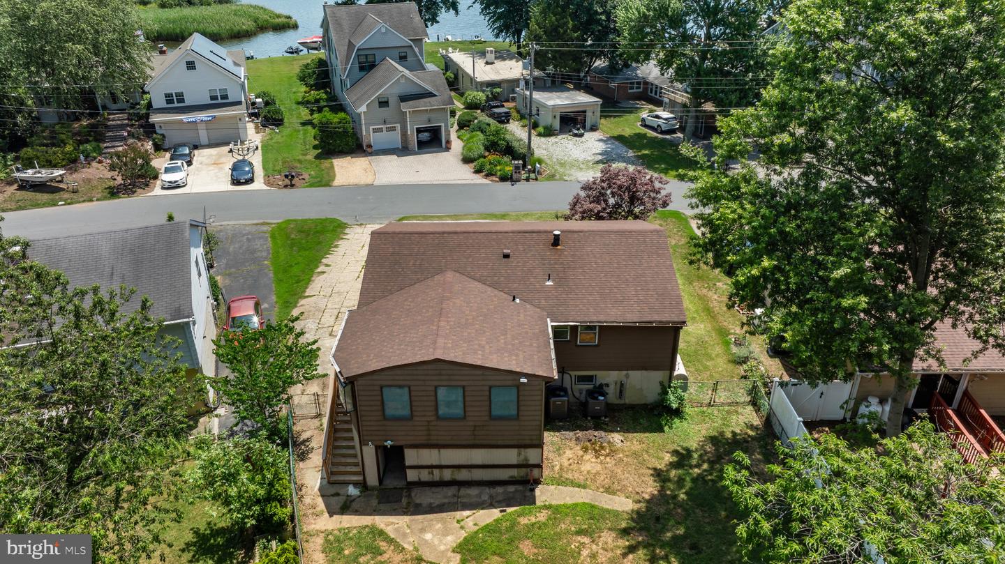 1247 River Bay Rd Property Photo 35