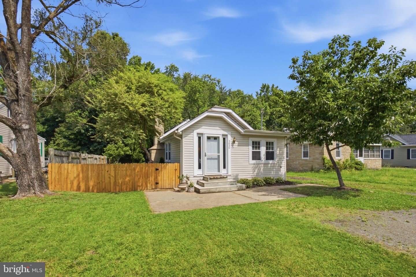 5650 Deale Churchton Rd Property Photo 1