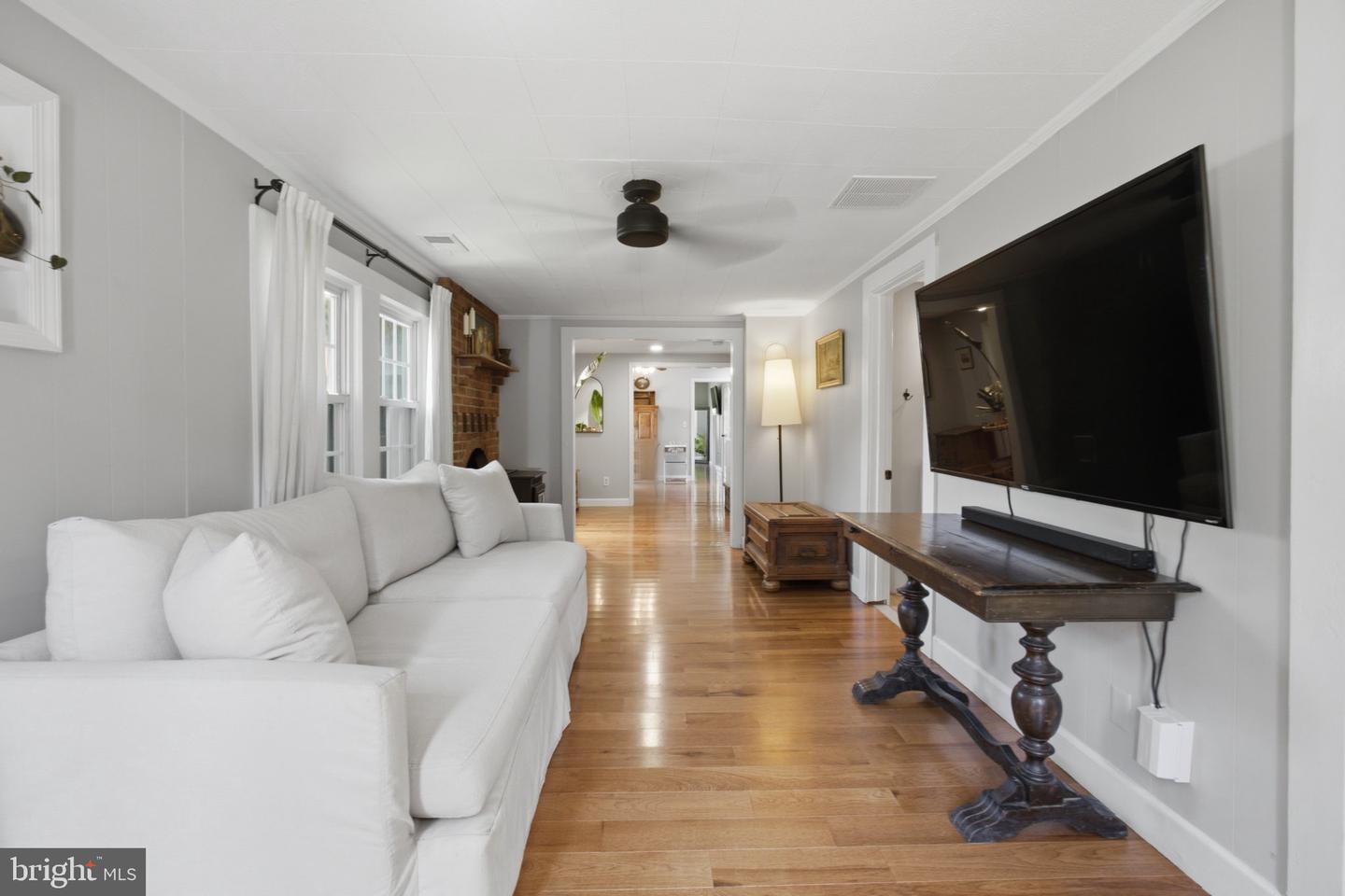 5650 Deale Churchton Rd Property Photo 4