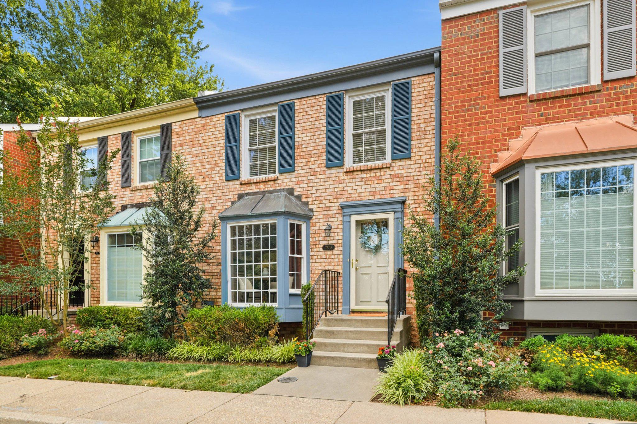 1270 CADDIE DR