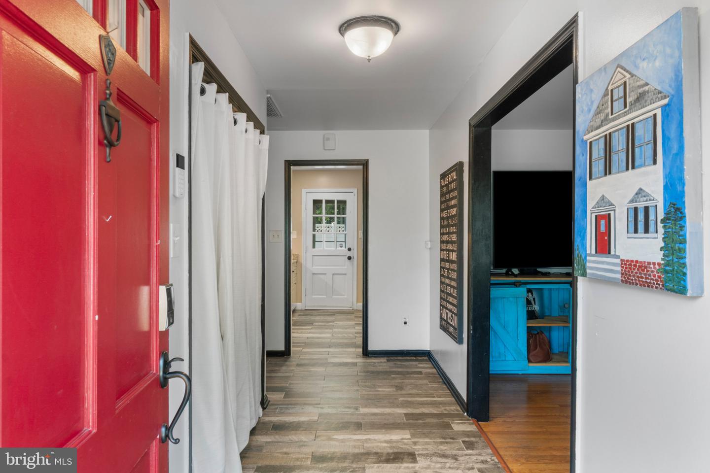117 Oakwood Rd Property Photo 9