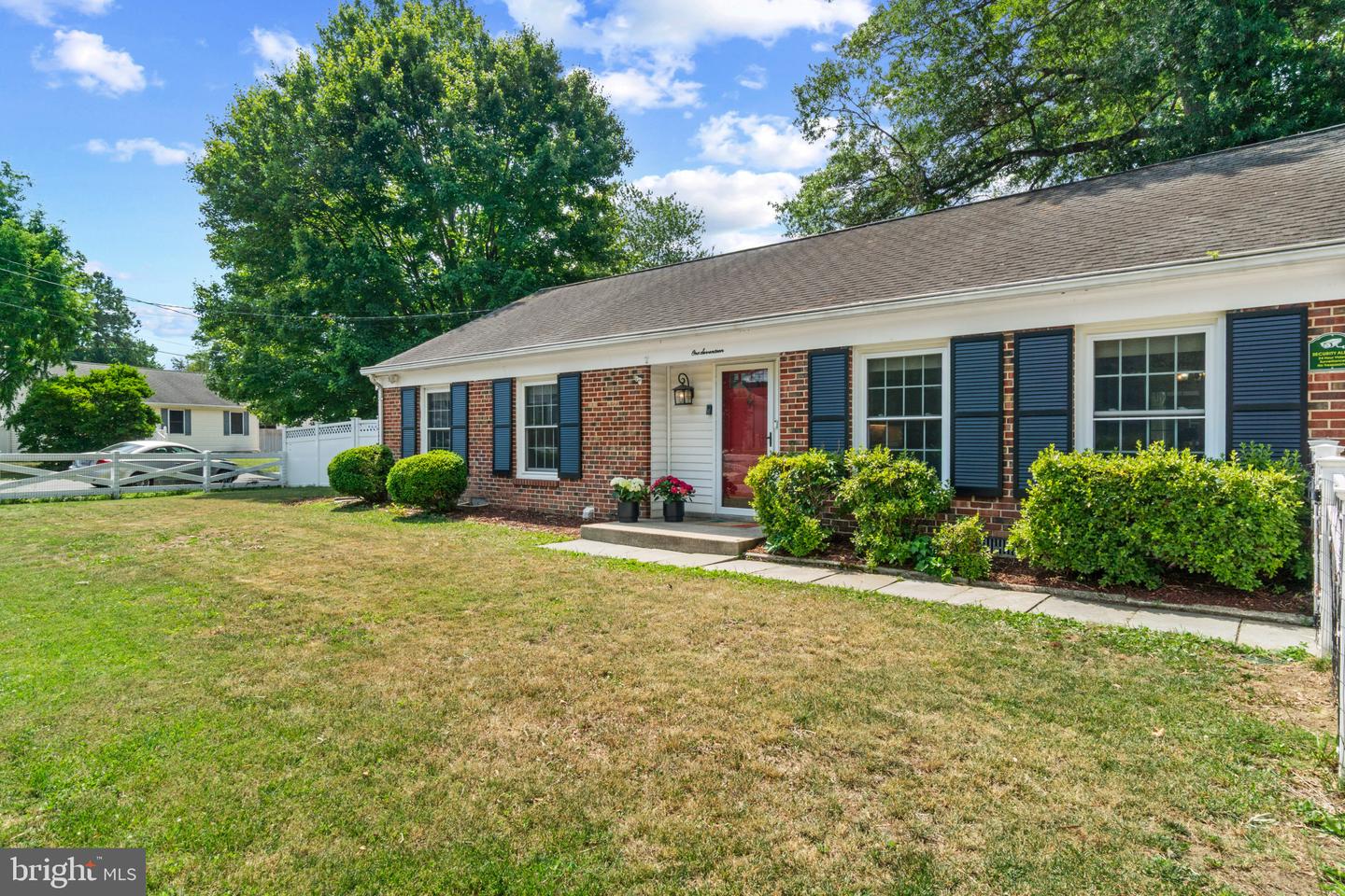 117 Oakwood Rd Property Photo 43