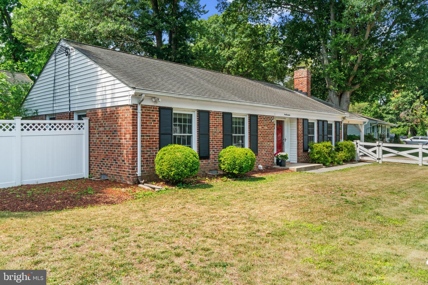 117 Oakwood Rd Property Photo 44