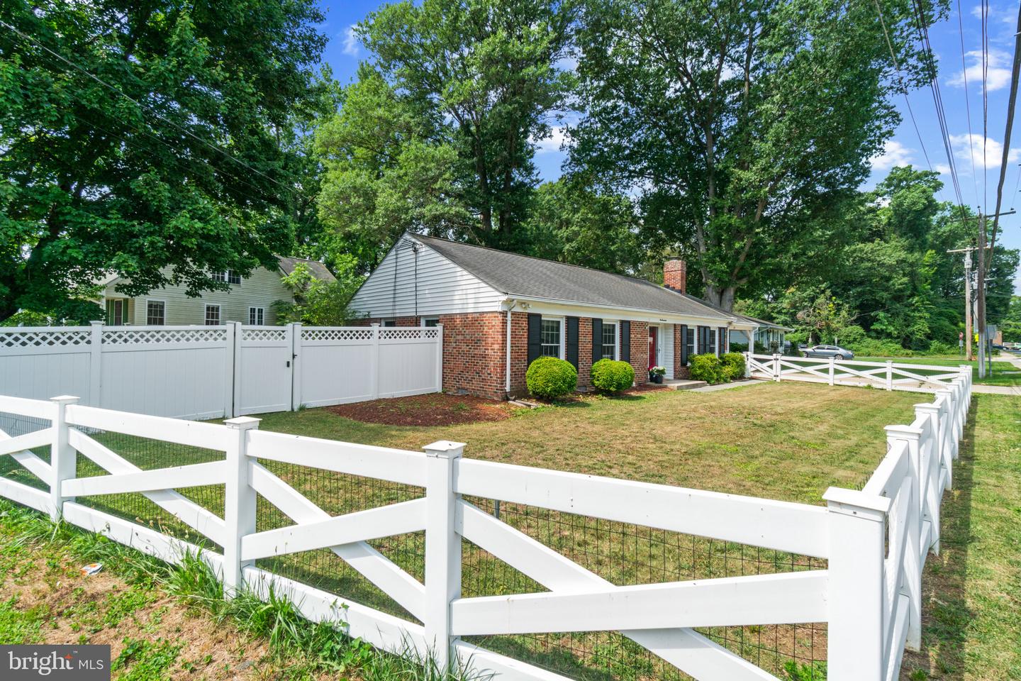 117 Oakwood Rd Property Photo 45