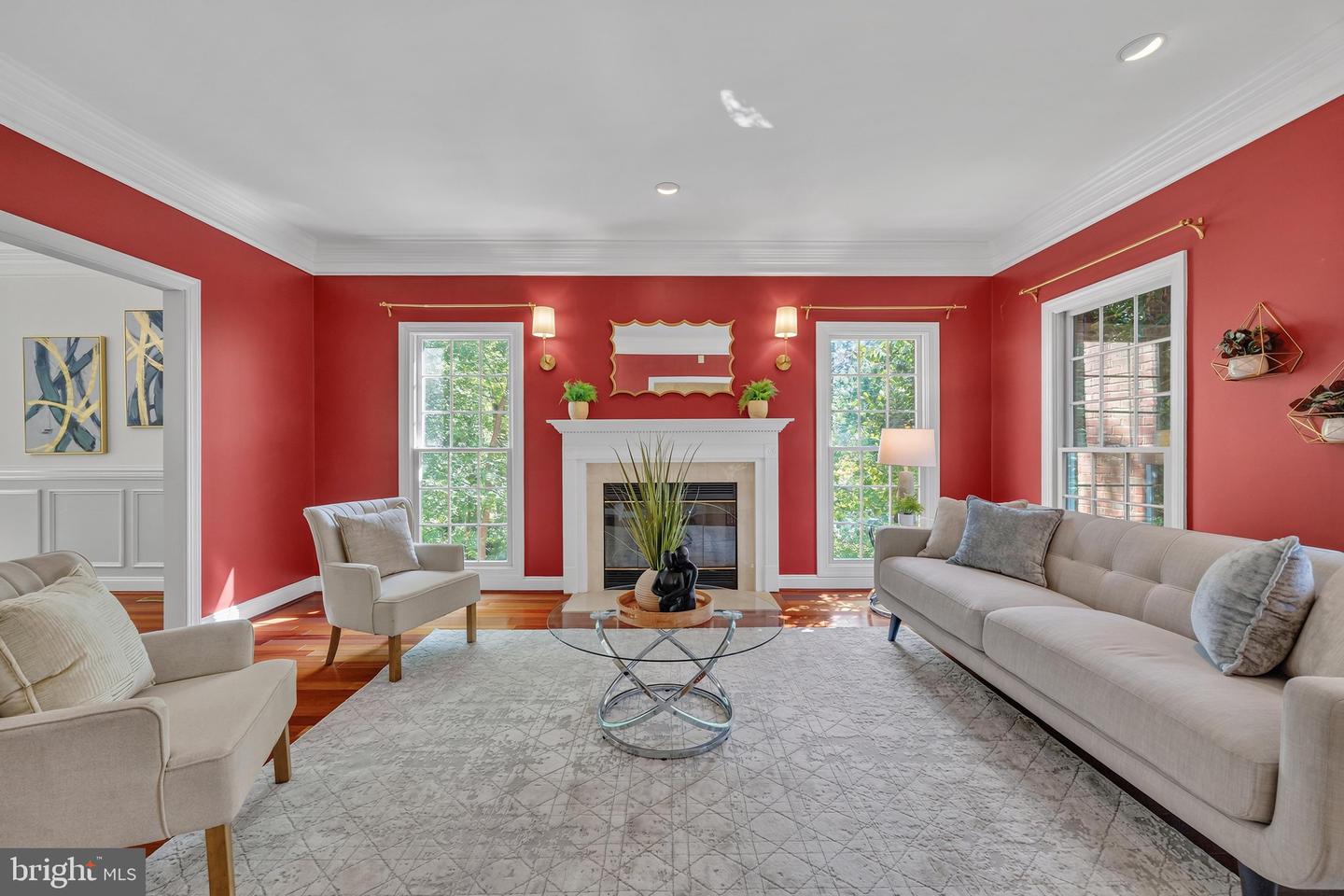1135 Goldfinch Ln Property Photo 8