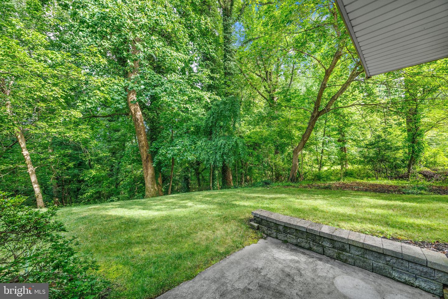 1135 Goldfinch Ln Property Photo 69