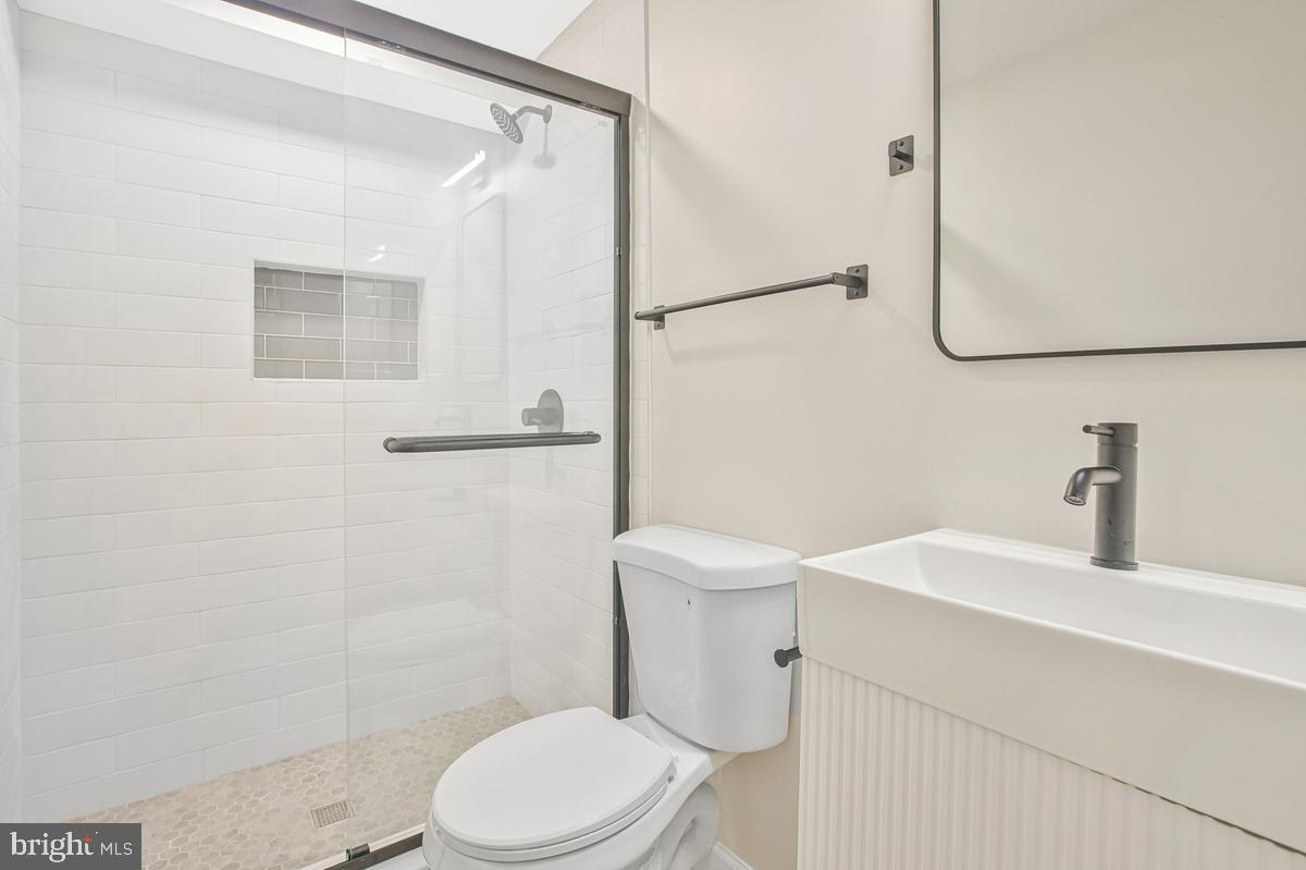 1407 Gesna Dr Property Photo 32